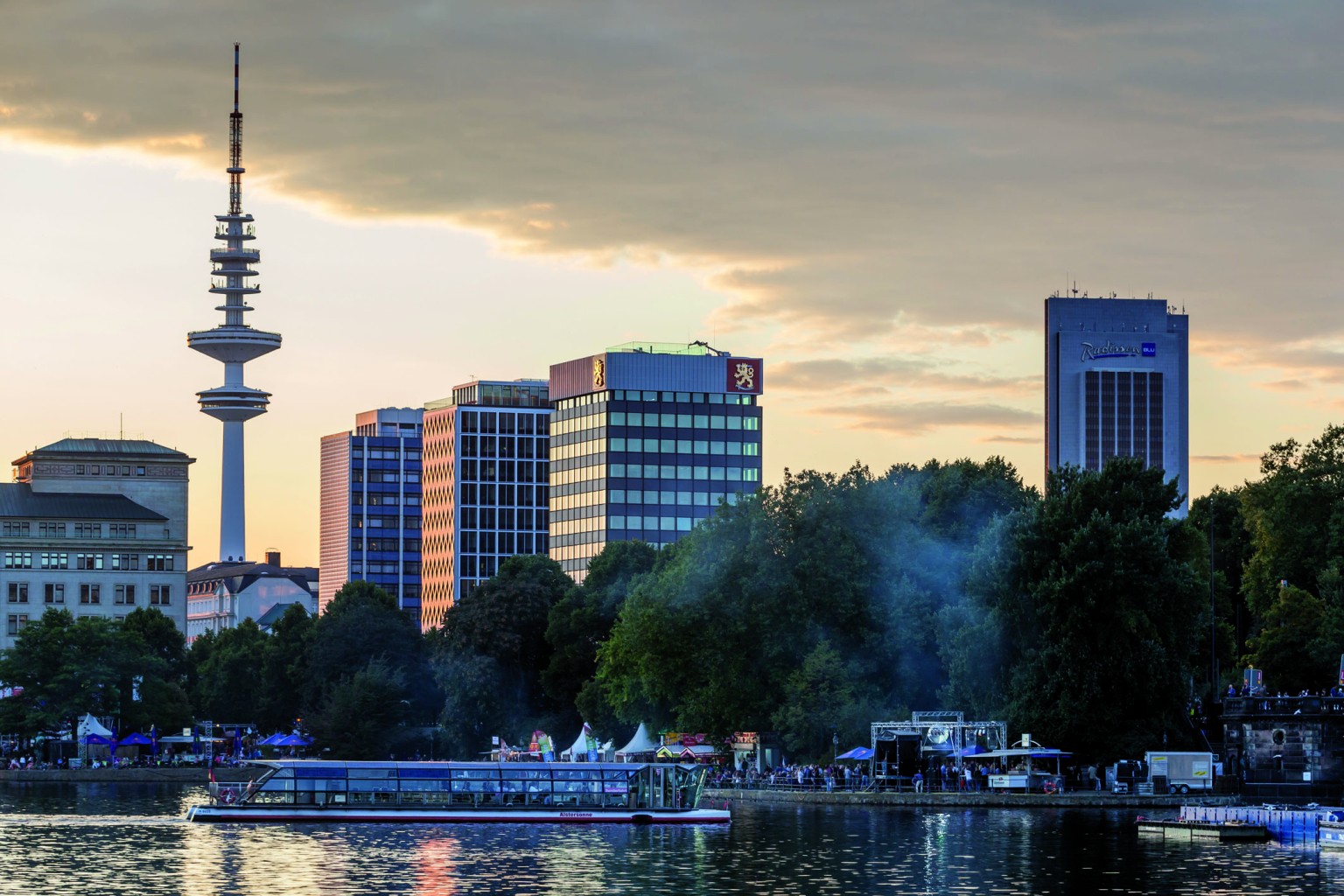 Esplanade Ansicht Alster Winking Froh Architekten