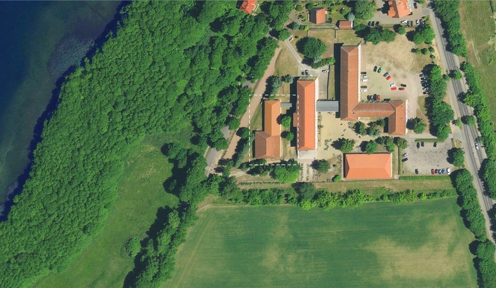 Luftbild Bergschule Gymnasium Wandlitz Winking Froh Architekten Berlin