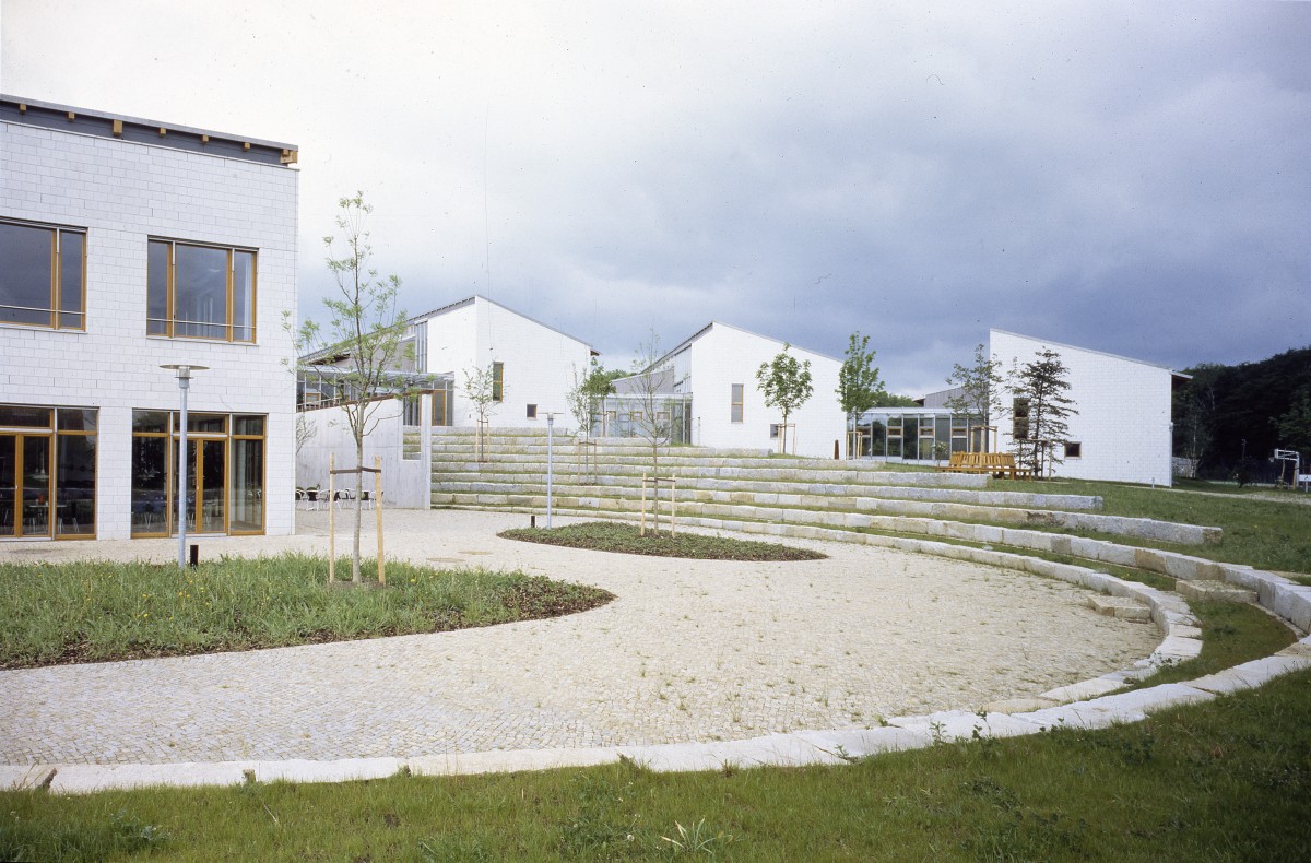 Bildungszentrum der TK in Hayn Dorfplatz